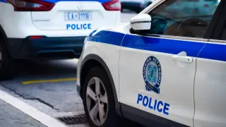 Арести в Крит: Българи замесени в групово изнасилване на 17-годишна