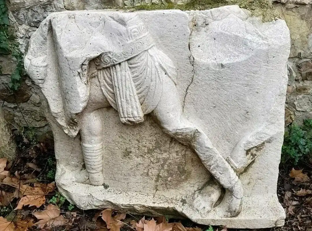 Археолози откриха гробница, свързана с гладиаторските битки