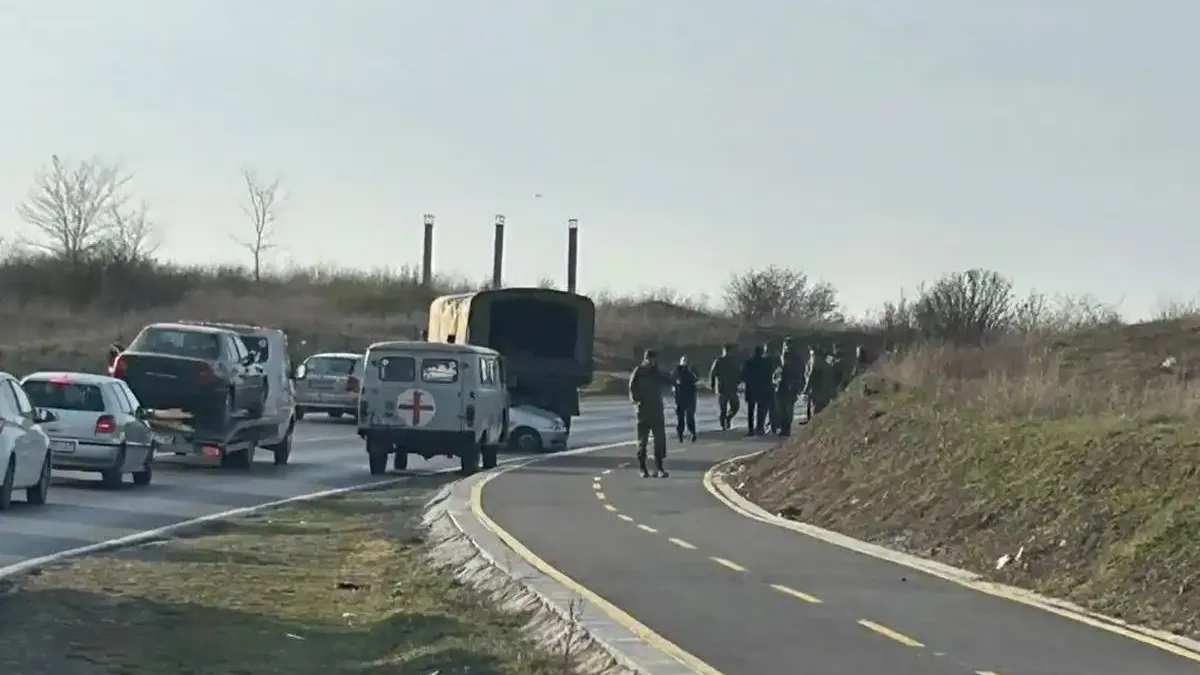 Камион с военни катастрофира край Ямбол