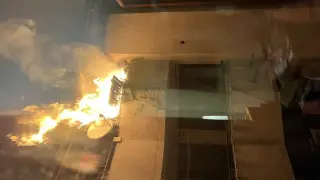 Пожар в кооперация в Бургас вдигна на крак квартал „Възраждане“