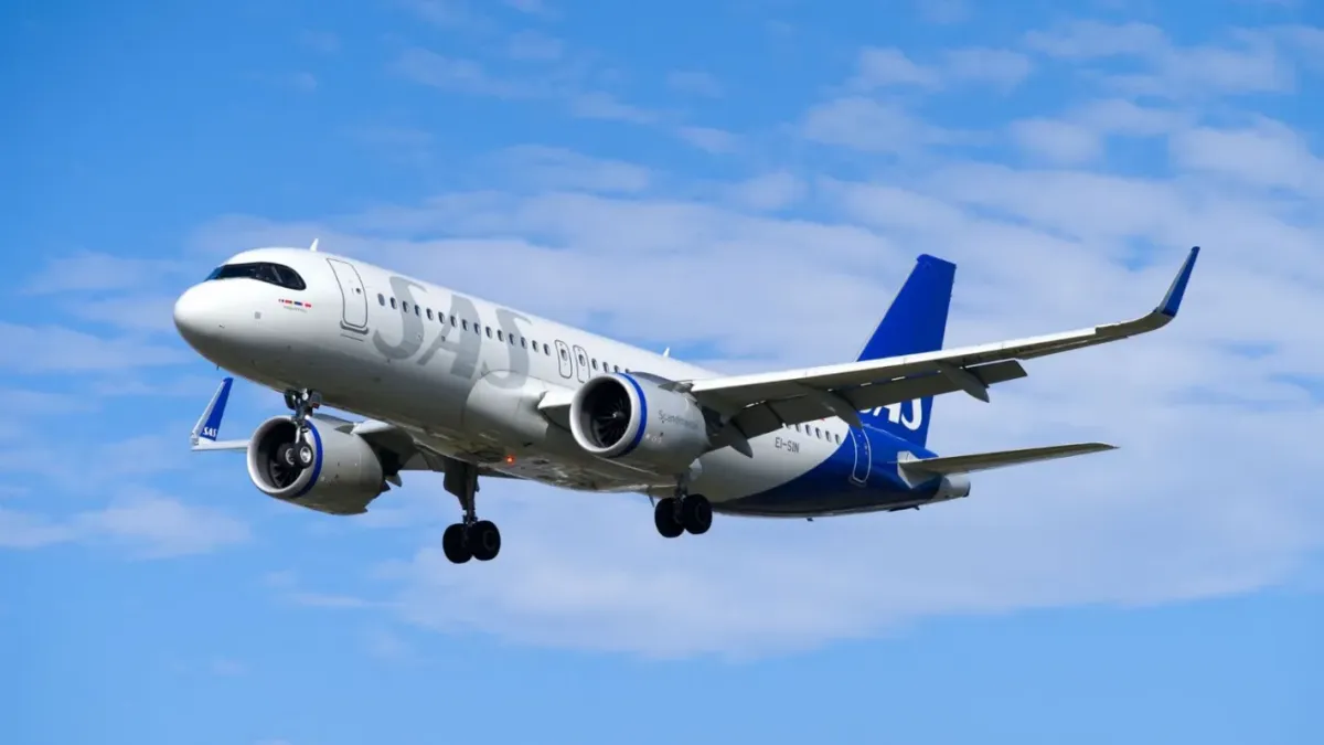 SAS анулира близо 1000 полета заради петролната криза и войната в Близкия изток