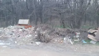 Апостоловата гора на Васил Левски край Карлово се е превърнала в сметище