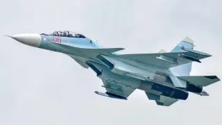 Руски Су-30 навлезе в небето на Естония, НАТО вдигна изтребители