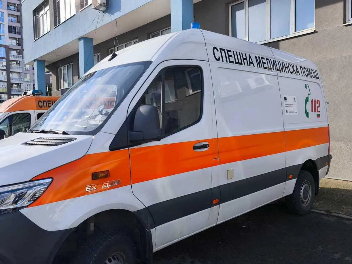 Председател на СИК в Пловдив бе вкаран по спешност в болница