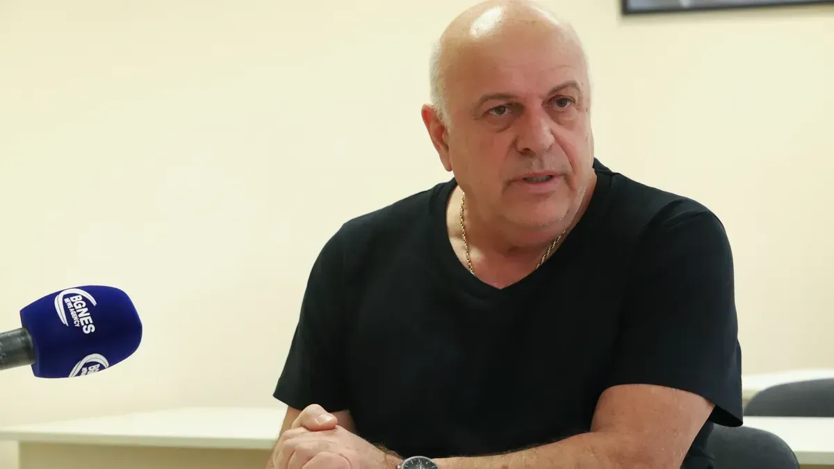 Красимир Георгиев: Даваме по 10 бона за абитуриенски бал, но искаме курсът да е колкото кило спанак