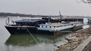 От Австралия до Дунав: Луксозен лайнер откри туристическия сезон в Русе