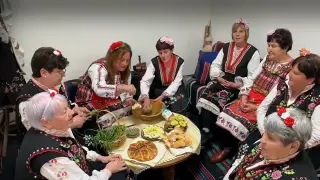 Конаре показа 10-метров хляб на фестивала на самардалата