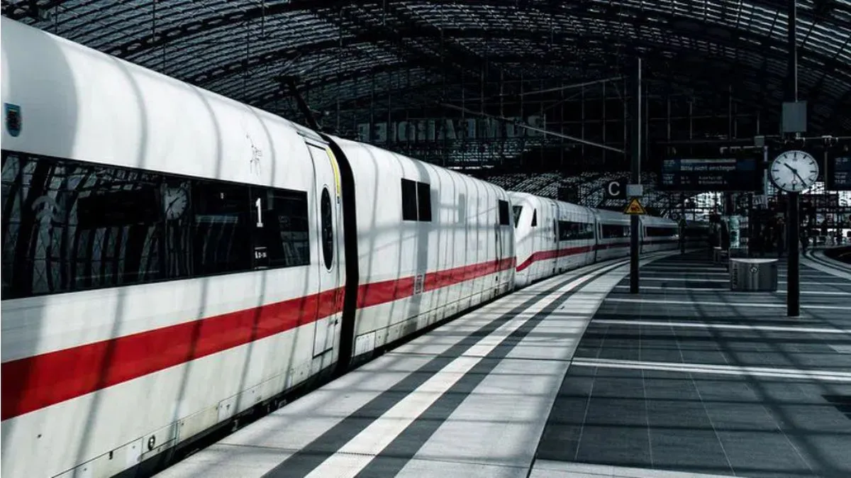 Стачка спря метрото в Хамбург и наруши автобусния транспорт