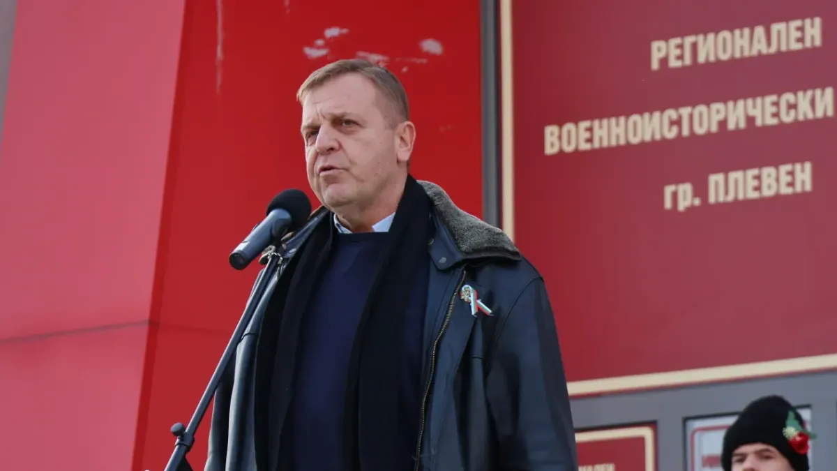 Каракачанов: Тръмп и Нетаняху подцениха готовността на Иран