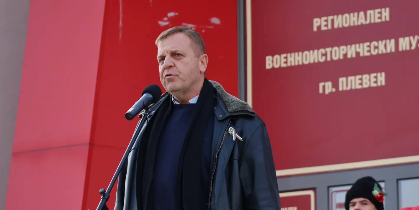 Каракачанов: Тръмп и Нетаняху подцениха готовността на Иран