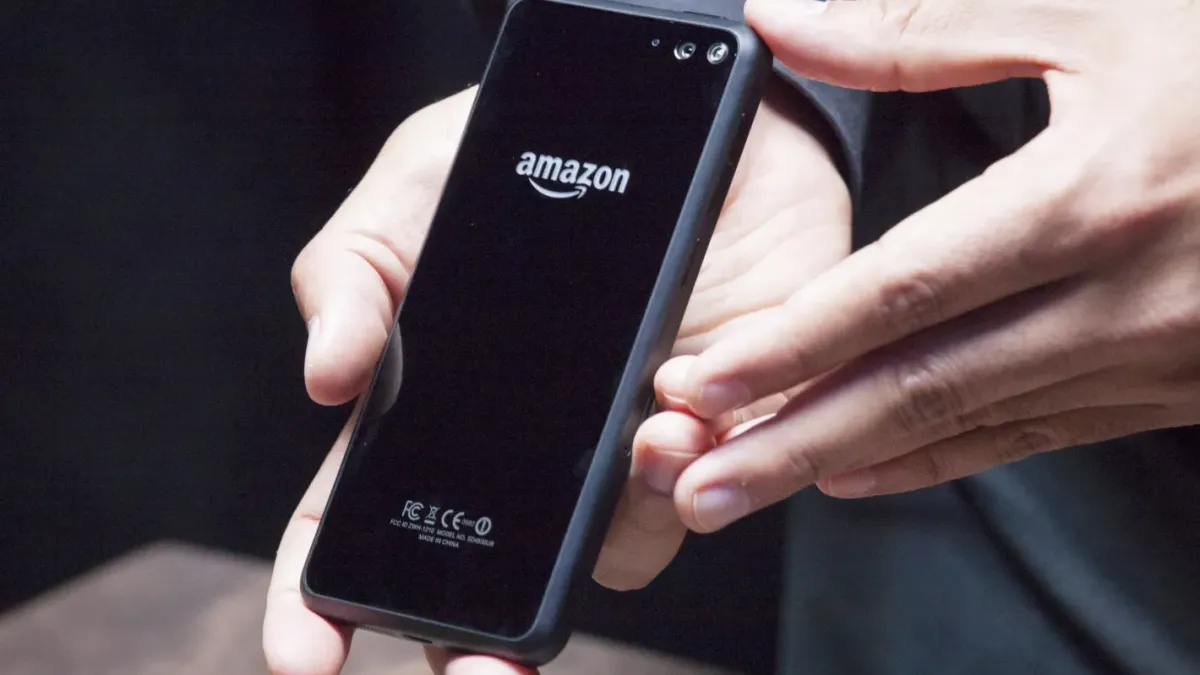 „Transformer“: Amazon се връща на пазара на смартфоните с AI хъб