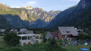 Село Тет – „Швейцария на Балканите“, която все още е достъпна за всеки