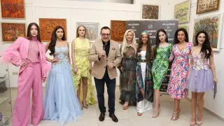 Прекрасни пролетни послания на български дизайнери на впечатляваща "Вечер на стила" Снимки
