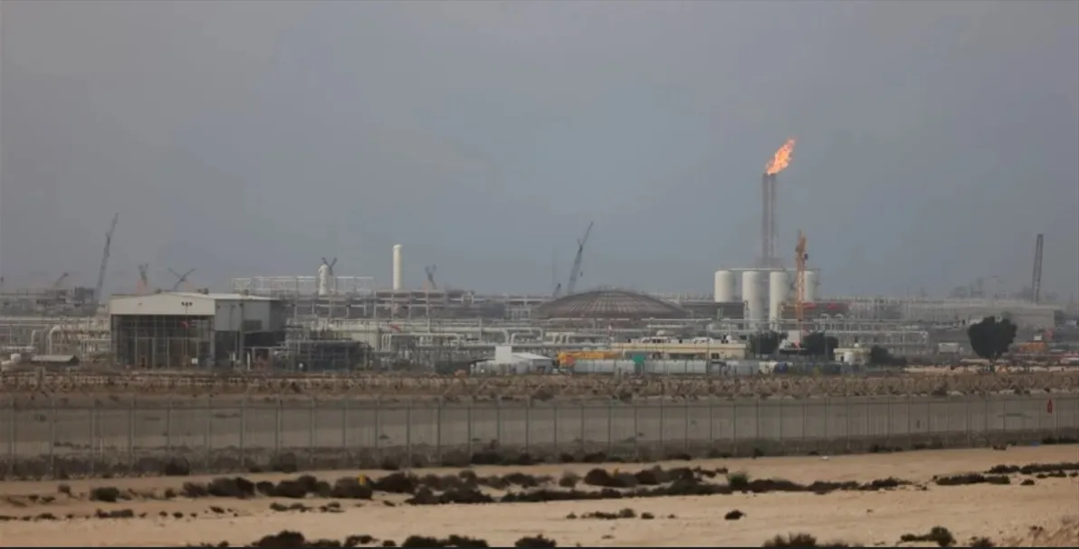 FT: Войната в Иран може да предизвика глобален недостиг на газ през следващите 10 дни