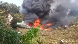 Военен самолет с 125 души на борда се разби в Колумбия, има загинали
