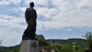 Проф. Павлов разясни има ли доказателства, че граф Игнатиев е пратил Левски на бесилото