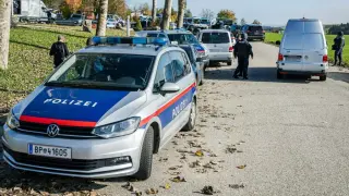Опит за отвличане в Австрия: 7-годишно момиче се изплъзна на маскирани похитители