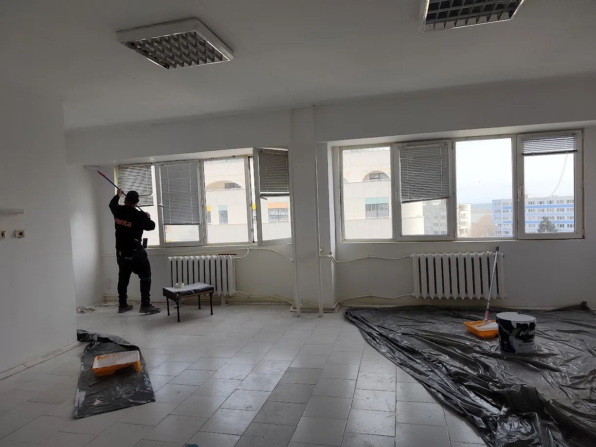 Строителни фирми ремонтират безвъзмездно болнични стаи в Бургас