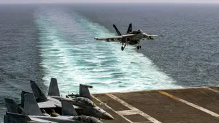 С ракети земя-въздух Иран свали F-18E/F на САЩ