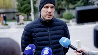 Терзиев откри кампанията "Сканирай лапата" и обяви, че следващото му куче ще е от приют