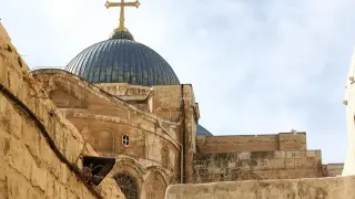 Израелската полиция спря патриарха пред храма в Йерусалим