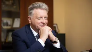 Шефът на „АвтоВАЗ“ под обстрел: Хвали „Лада“, но се качи в „Мерцедес“