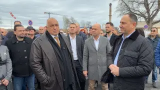 Борисов се пусна на живо от детската болница в Пловдив: Това е нашият прогрес!