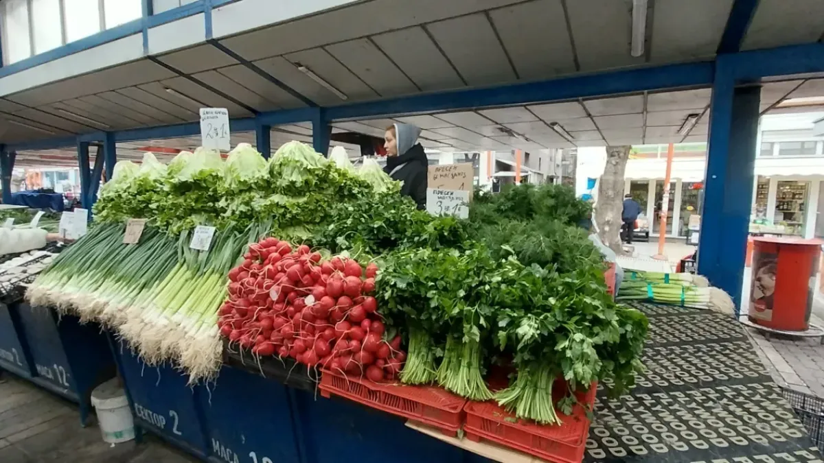 Жена си счупи крака си след сблъсък с пазарска количка на тържище