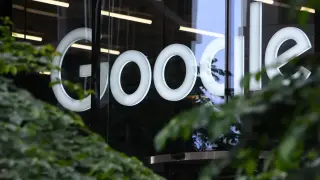 Google срещу Великобритания: Битка за децата и социалните мрежи