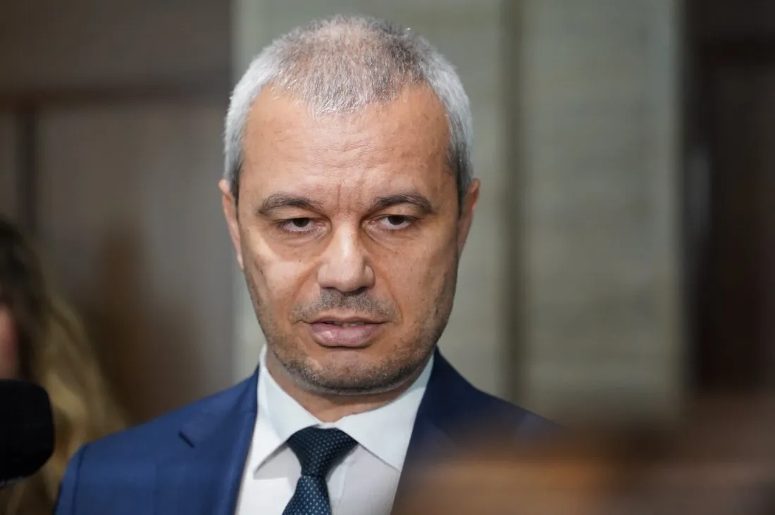 Костадин Костадинов: От днес радио "Отровна Европа" вече не работи
