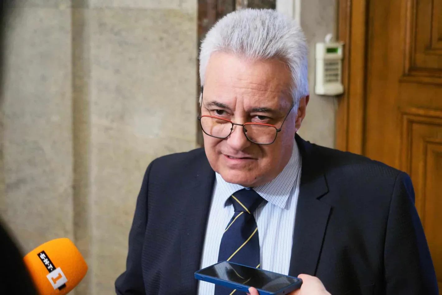 България отговори на Иран за американските самолети на летище "Васил Левски"