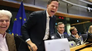 Натискът от САЩ разклаща НАТО и сближава Европа