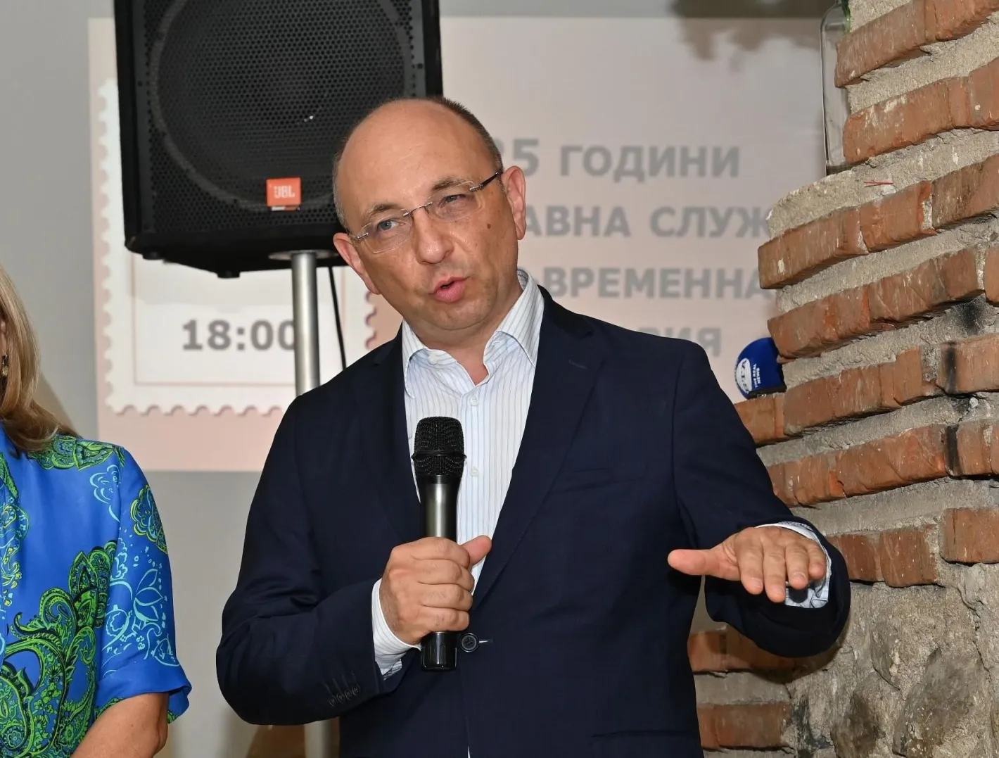 Василев: Не е редно държавата да компенсира скъпите стоки