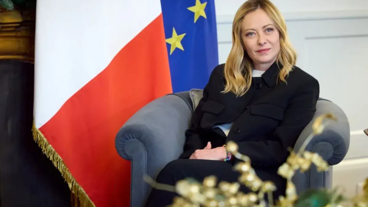 Италианският премиер Мелони на изненадваща обиколка в Залива за енергия