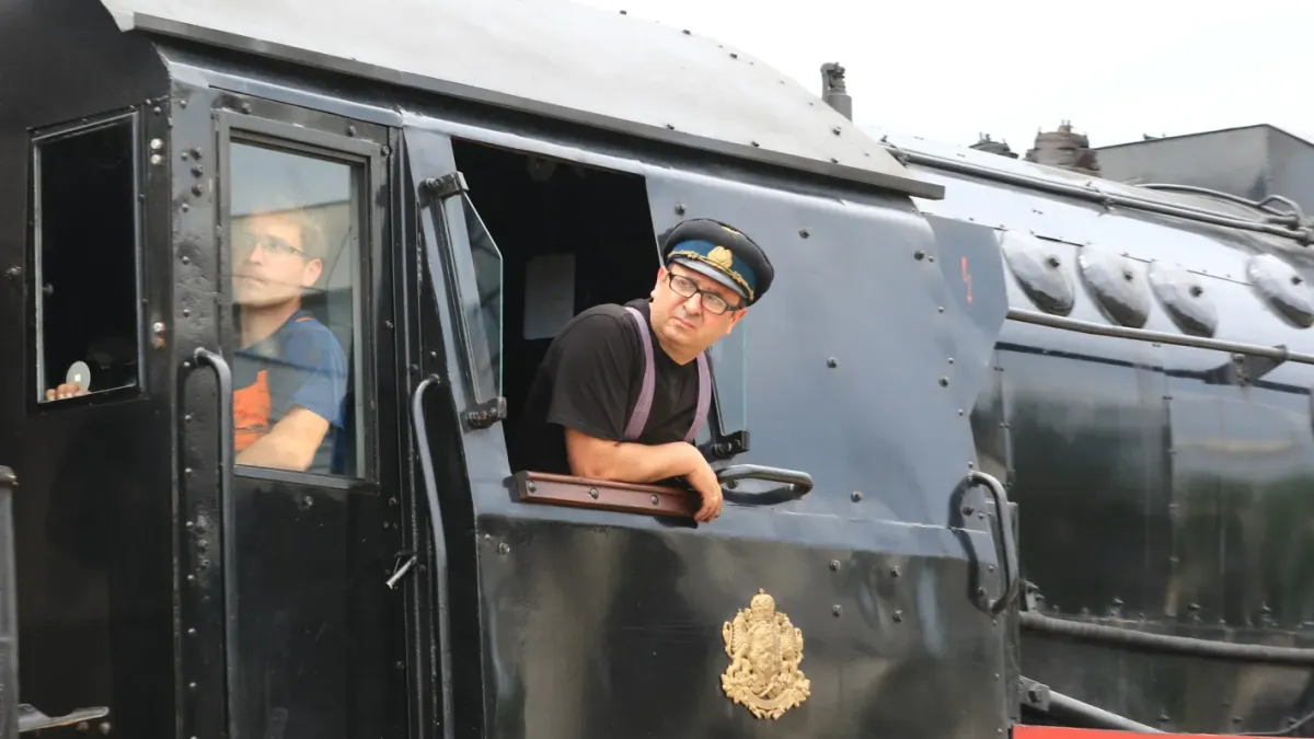 Панделиева предава думите на машинист след инцидента с влак край Трявна