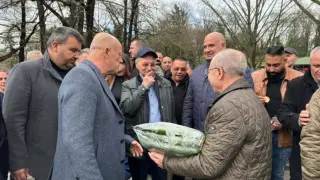 Сигнали за организирано присъствие на политическо събитие в Кърджалийско