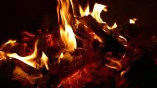Пожар в хоспис в София рани мъж