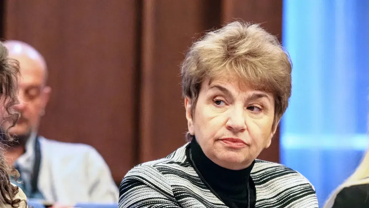 Плугчиева: Споразумението с Украйна е подписано без съгласуване с президента
