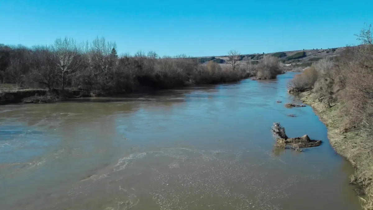 Рязко покачване на водите на Янтра в Русенско