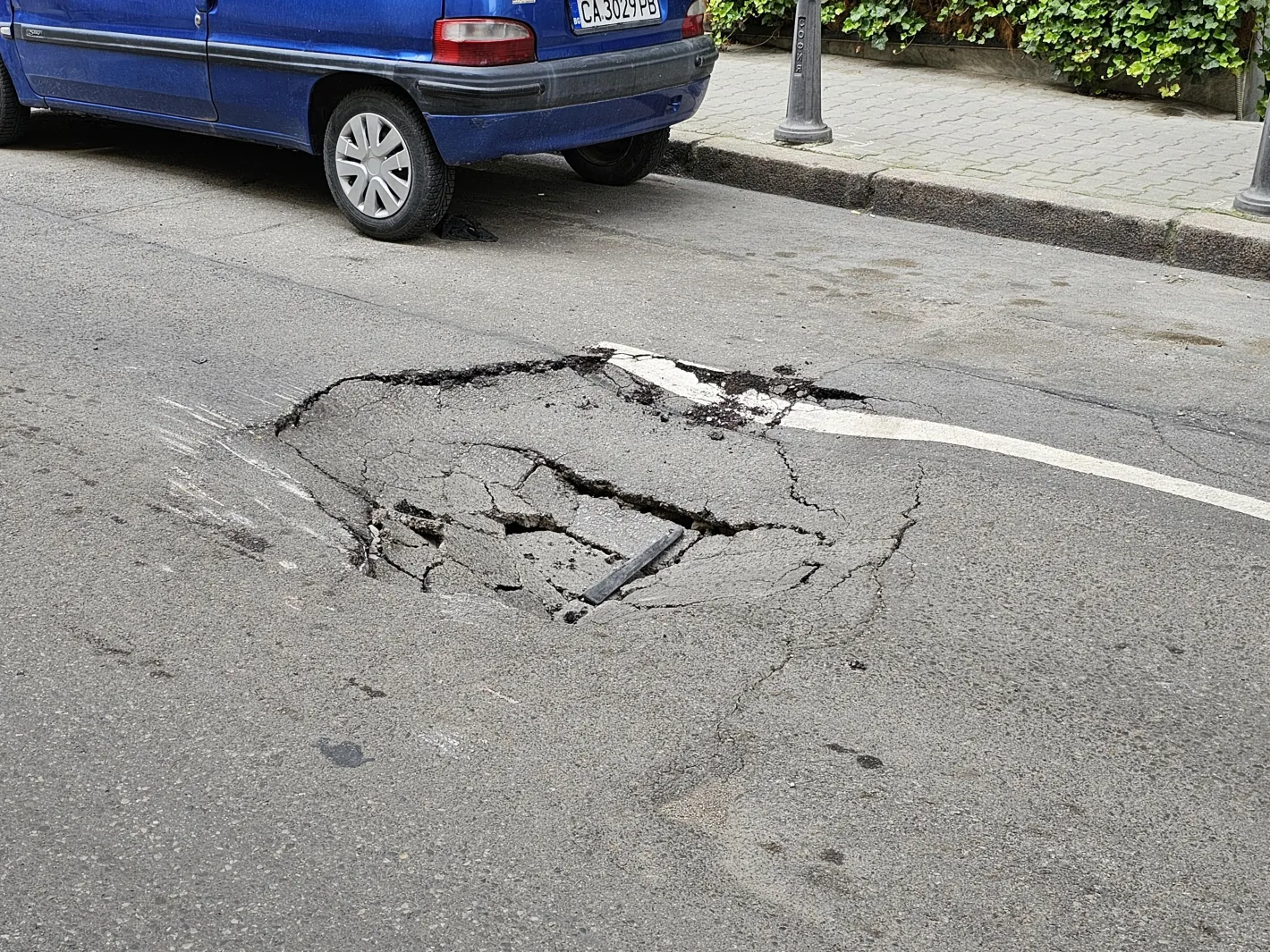 МРРБ и АПИ спират договорите за пътна помощ: Гражданите вече ще избират свободно фирмите