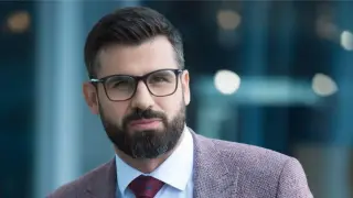 Кузман Илиев критикува външната политика: Когато не можем да кажем истината – си ходим пеша