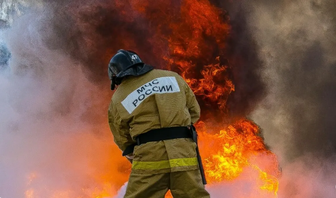 Десетки експлозии: Масирана атака с дронове в Русия, може да е ударена военна авиобаза