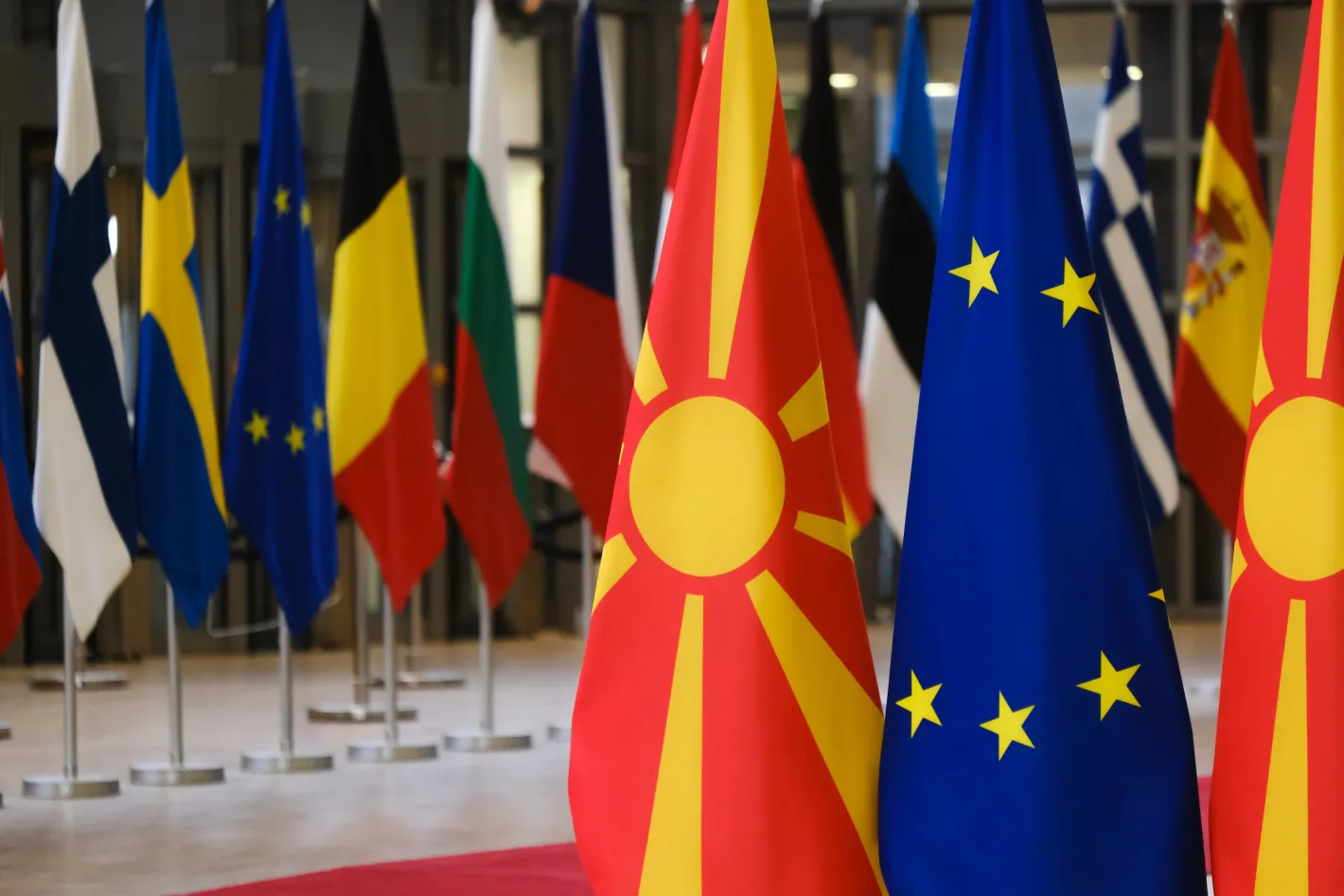 България е готова да удари по мераците на Северна Македония