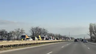 Блокаж на Околовръстното в София, предизвикан от стотици специализирани автомобили