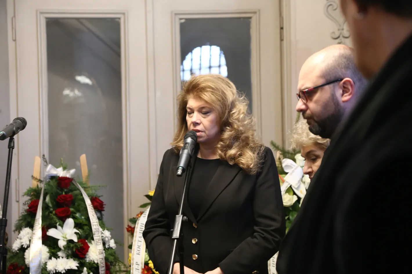България се прощава с великия Михаил Белчев, съпругата му ридае: Не знам как се живее без него