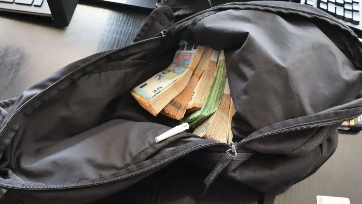 Разбиха печатница за фалшиви евробанкноти в Софийско