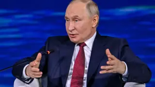 Путин: НАТО подкрепя агресията на Украйна, Русия води справедлива война