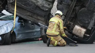 Две коли с челен сблъсък край Разград, мъж и жена са в болница