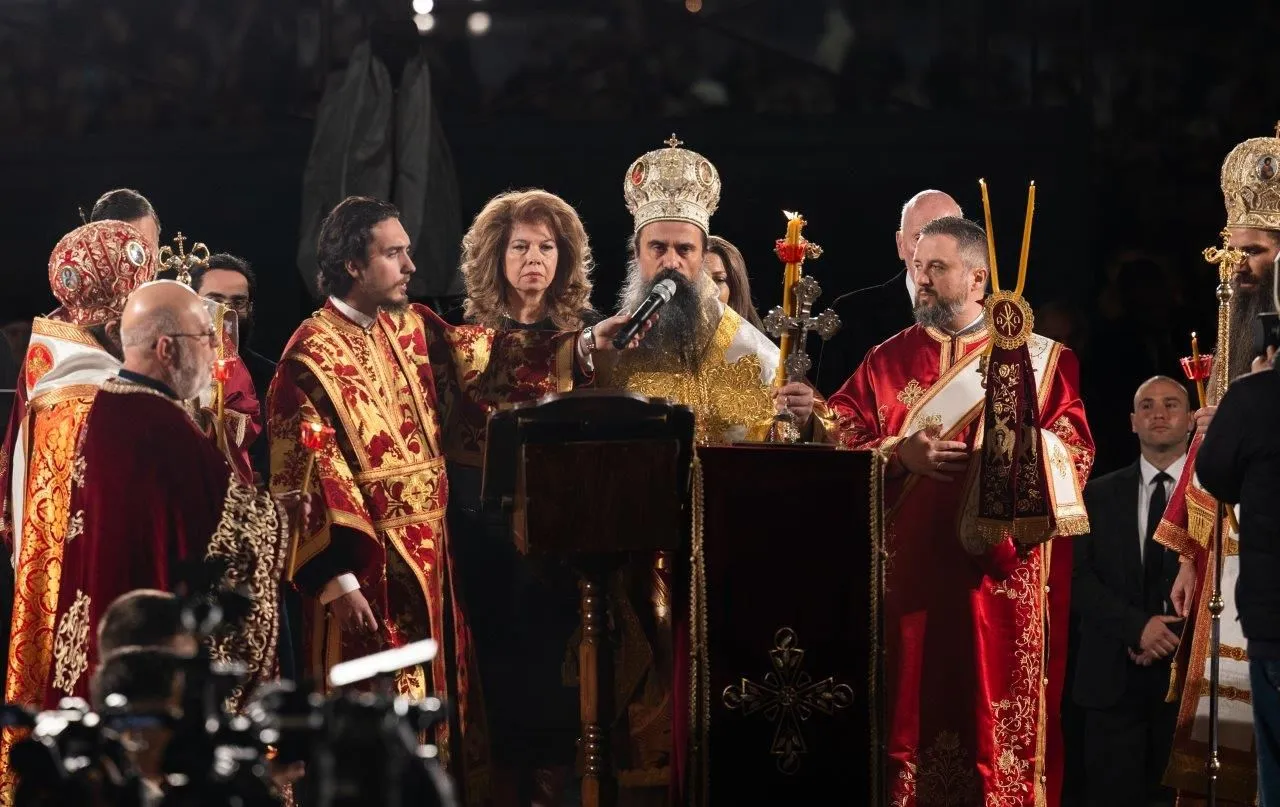 Президентът Йотова: Нека светлината на Възкресението съпътства мислите и делата ни