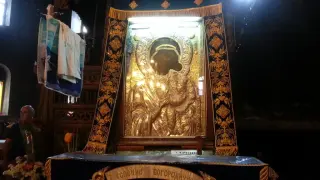 Вярата оживя в Бачковския манастир: Хиляди тръгнаха след чудотворната икона